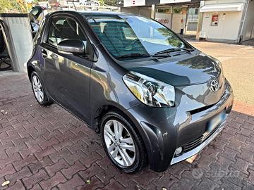 Toyota IQ