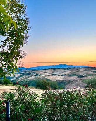 Beautiful Farmhouse - Spectacular Views