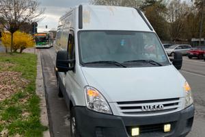Iveco daily 3.0 metano 56m km bombole revi 2029