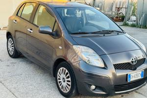 Toyota Yaris 1.3 5 porte M-MT Sol
