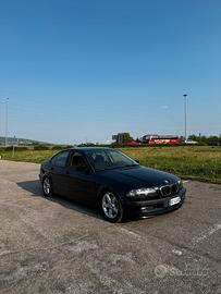BMW 318i E46