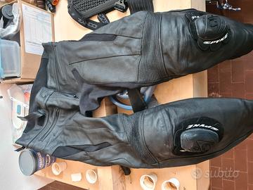 pantaloni in pelle spyke con slider. 