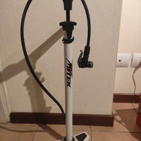 Pompa MVTEK per biciclette 