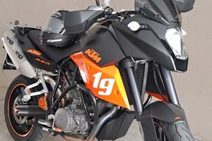 KTM 990 SMT