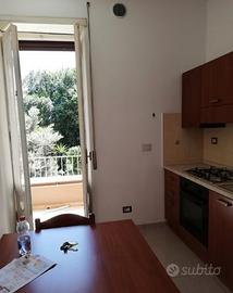 PIAZZA BOLOGNA BILOCALE ARREDATO Con BALCONE