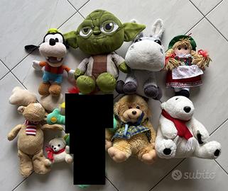 Set/Lotto 8 Peluche - Disney / Star Wars / Kinder