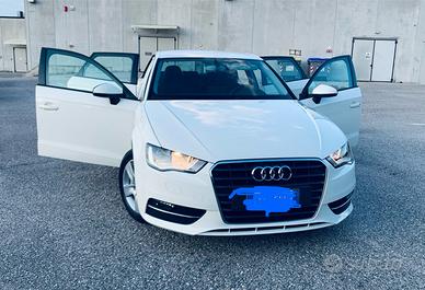 Audi A3 g-tron Ambition cambio Manuale