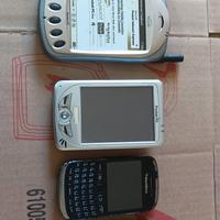 palmari due e tre telefoni cellulari 