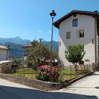 Abitazione indipendente con giardino