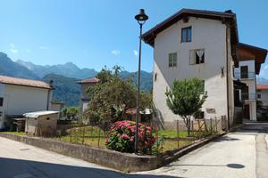 Abitazione indipendente con giardino
