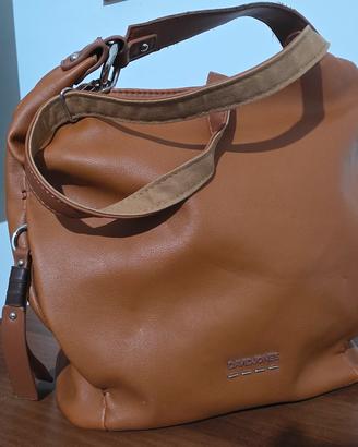 Borsa David Jones