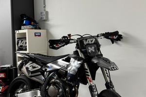 HUSQVARNA FS 450 2025