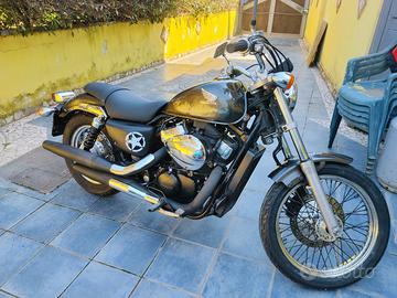 HONDA VT750s