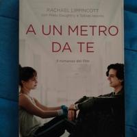 libri " A un metro da te" 