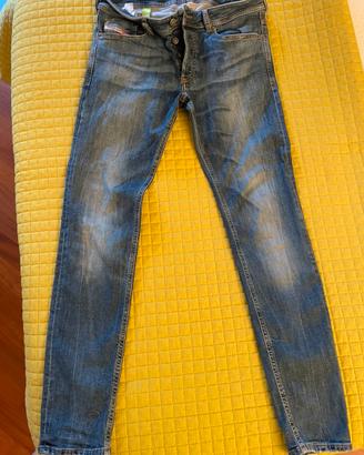 Jeans Diesel uomo taglia 31