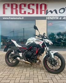 KAWASAKI Z 650 2022 + BLOCCALA CON ACCONTO