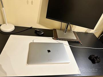 MacBook Pro 2019 16", 32GB RAM, SSD 1Tb