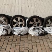 Vengo gomme Mercedes classe B.