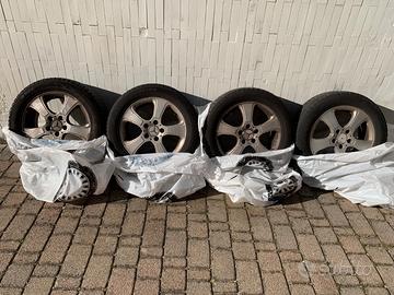Vengo gomme Mercedes classe B.