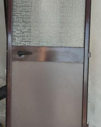 Porta in alluminio