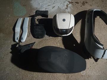 parti kymco People 200s