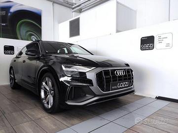 AUDI Q8 - Q8 55 TFSI quattro tiptronic Sport