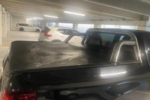 Copricassone tonneau cover Mitsubiahi L200.