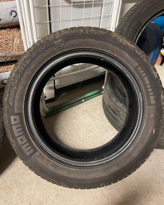 Gomme pirelli 205/55/16
