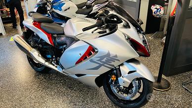 Suzuki GSX Hayabusa 1300 - 2022 5980KM 12 MESI GAR