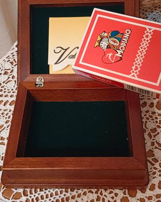 portacarte in legno 
