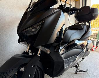 YAMAHA X-MAX 300 TECH MAX
