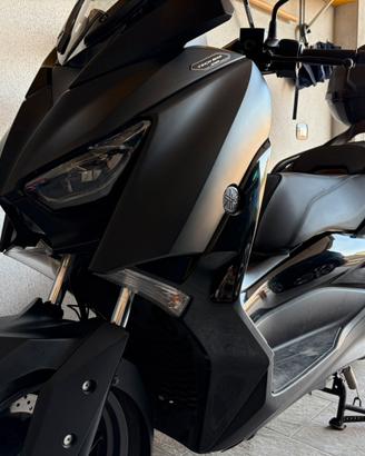 YAMAHA X-MAX 300 TECH MAX