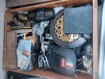 rsv1000 Aprilia ricambi pista