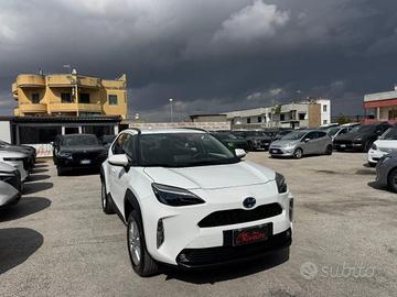 TOYOTA Yaris Cross 1.5 Hybrid 5p. E-CVT Adventur
