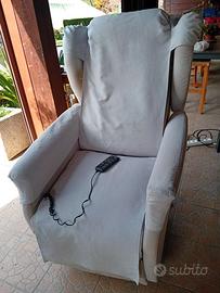 Poltrona Relax Con Alzata Motorizzata