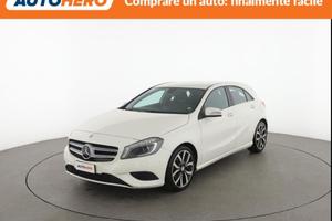 MERCEDES-BENZ A 180 UM07387