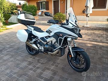 HONDA CROSSRUNNER 800