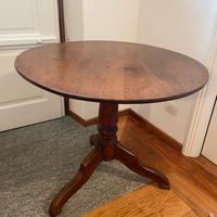 Tavolo tavolino antico in noce