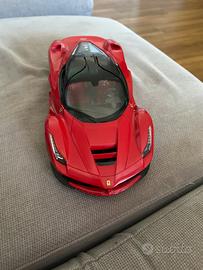 Macchinina ferrari