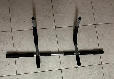 Sbarra per trazioni da muro