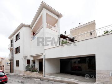 Casa Indipendente - Canosa di Puglia
