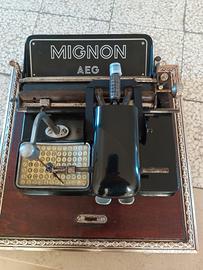 Macchina per scrivere Mignon modello 3