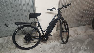 Bici elettrica a pedalata assistita RIVERSIDE