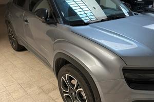 Jeep Avenger 4 xe Hybrid Summit