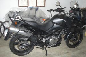 Suzuki V-Strom 650 Traveler