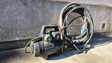 Vibratore per calcestruzzo