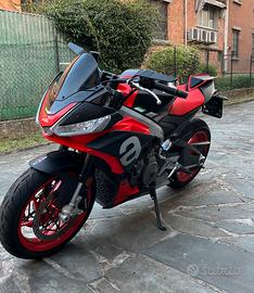 Aprilia Tuono 660
