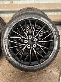 Treno di gomme invernali