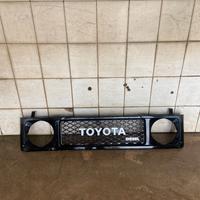 MASCHERINO TOYOTA BJ 71