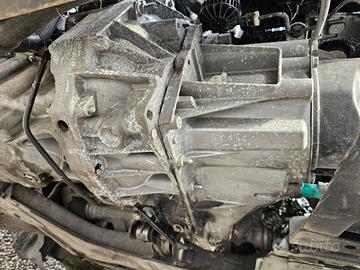 Cambio JR5332 per Renault CLio 1.5 Diesel del 2014
